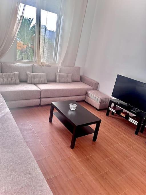 Appartement Mamouniya - Host Only Families Rabat Kültér fotó